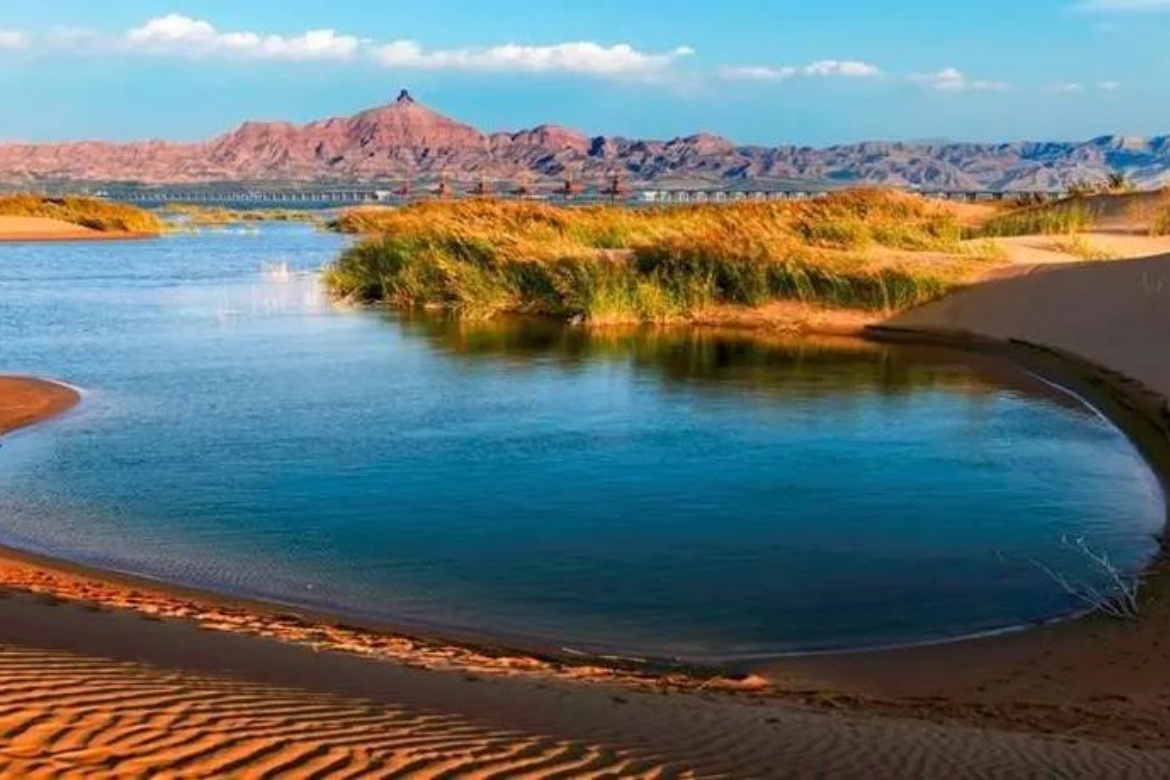 Wulanbuhe Desert Lake Tourist Area